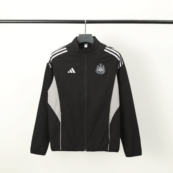Newcastle United Windbreaker 25/26 Football Kit Soccer Jersey